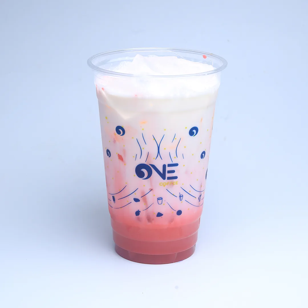 Iced Strawberry Latte